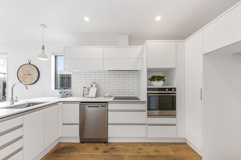 Photo of property in 13 Tarakoi Road, Hobsonville, Auckland, 0616