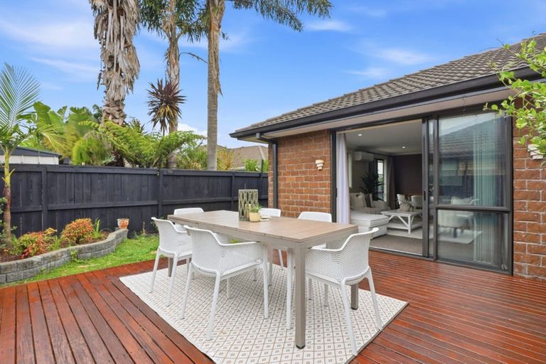 Photo of property in 8 Blossom Grove, Papamoa Beach, Papamoa, 3118