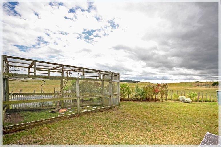 Photo of property in 6 Watchorn Place, Foxton Beach, Foxton, 4815