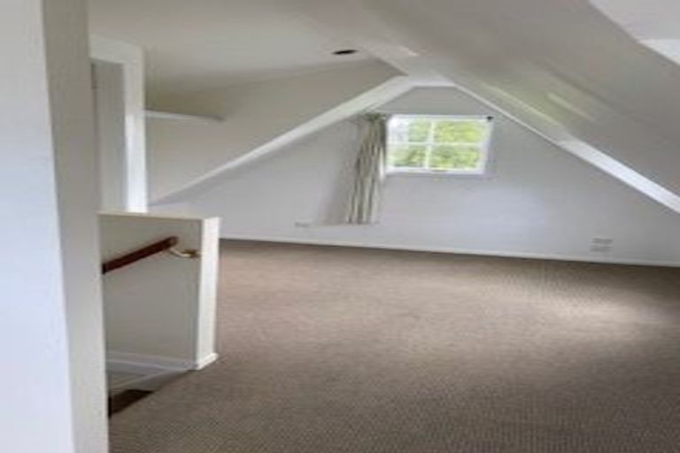 Photo of property in 29a Hardens Lane, Paremoremo, Auckland, 0632