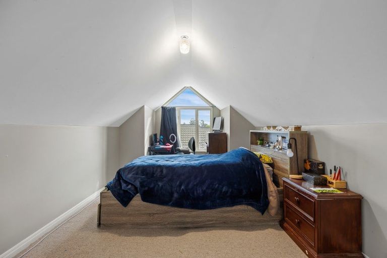 Photo of property in 21 Welsford Street, Woodend, 7610