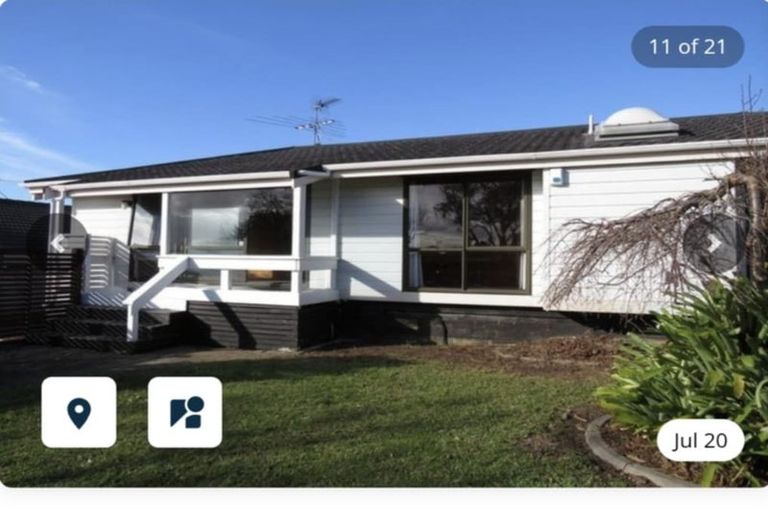 Photo of property in 114 Marina View Drive, West Harbour, Auckland, 0618