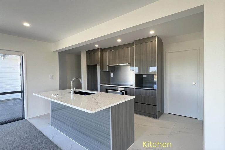 Photo of property in 2 Kaitiaki Drive, Clarks Beach, 2122