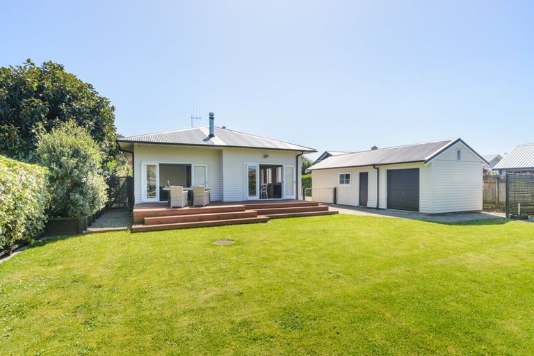 Photo of property in 20 Knowles Street, Terrace End, Palmerston North, 4410