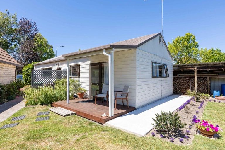 Photo of property in 20 Taranaki Drive, Woodend, 7610