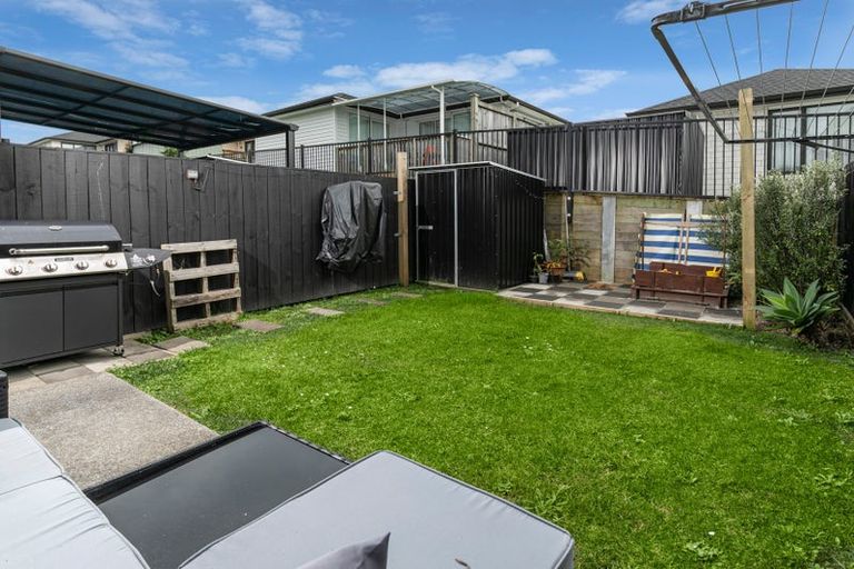 Photo of property in 31 Patrick Rice Drive, Swanson, Auckland, 0614