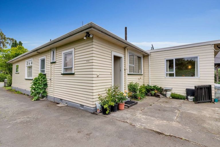 Photo of property in 73 Corson Avenue, Beckenham, Christchurch, 8023