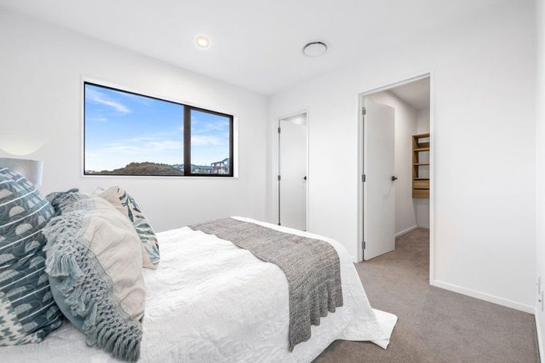 Photo of property in 48 Elevation Street, Flat Bush, Auckland, 2019