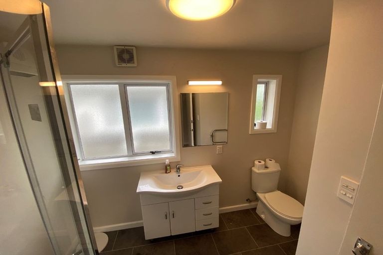 Photo of property in 155 Memorial Avenue, Burnside, Christchurch, 8053