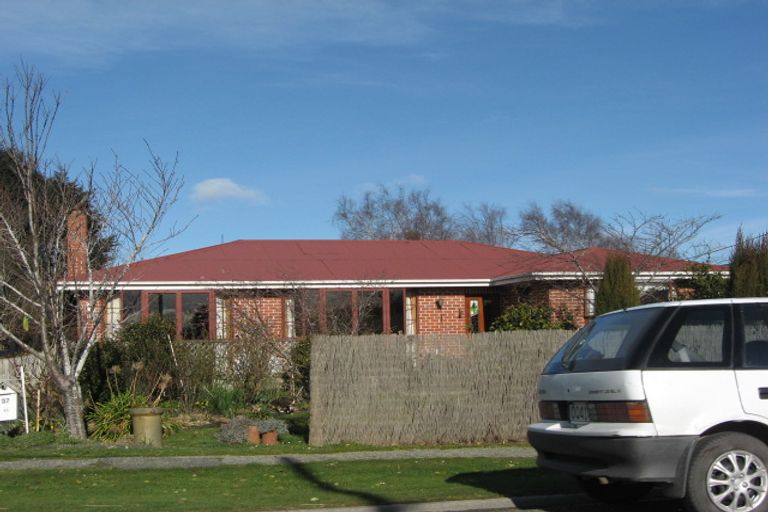 Photo of property in 37 Gerrard Road, Winton, 9720