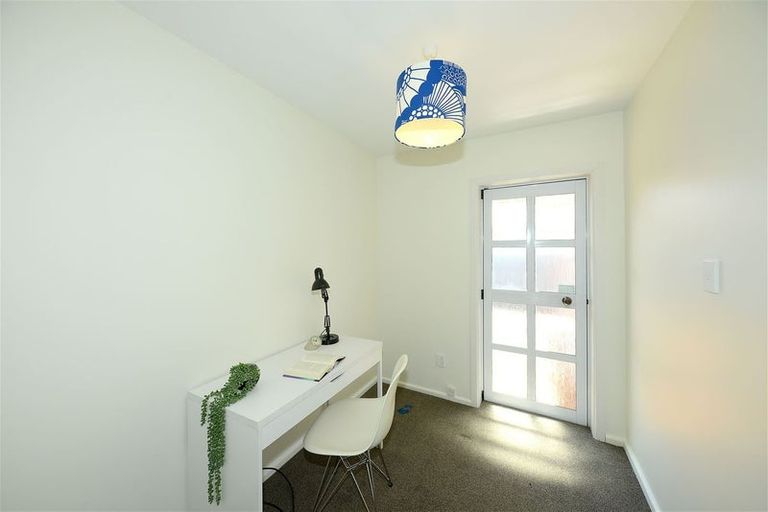 Photo of property in 21 Landsdowne Terrace, Cashmere, Christchurch, 8022