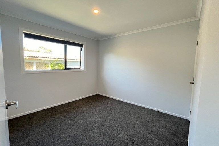 Photo of property in 10 Blanche Way, Half Moon Bay, Auckland, 2012