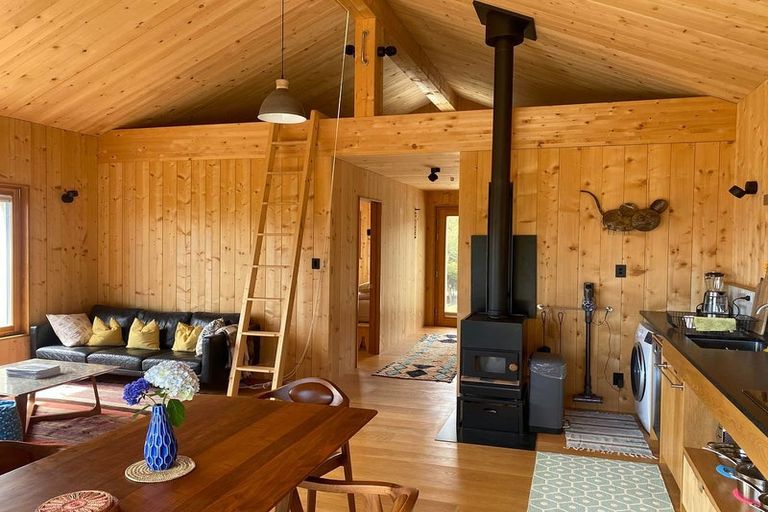 Photo of property in 5 Weatherall Close, Wanaka, 9305