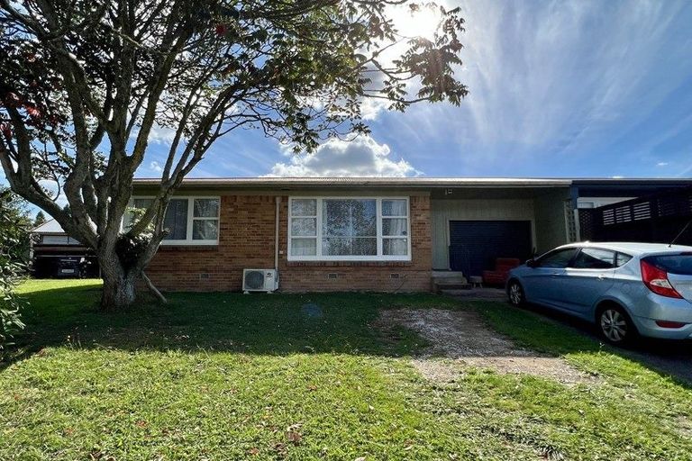 Photo of property in 23 Southsea Crescent, Silverdale, Hamilton, 3216