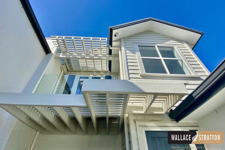 Photo of property in 17 Station Street, Hobsonville, Auckland, 0616