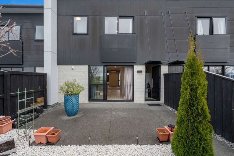 Photo of property in 20 Brian Keogh Lane, Wigram, Christchurch, 8025