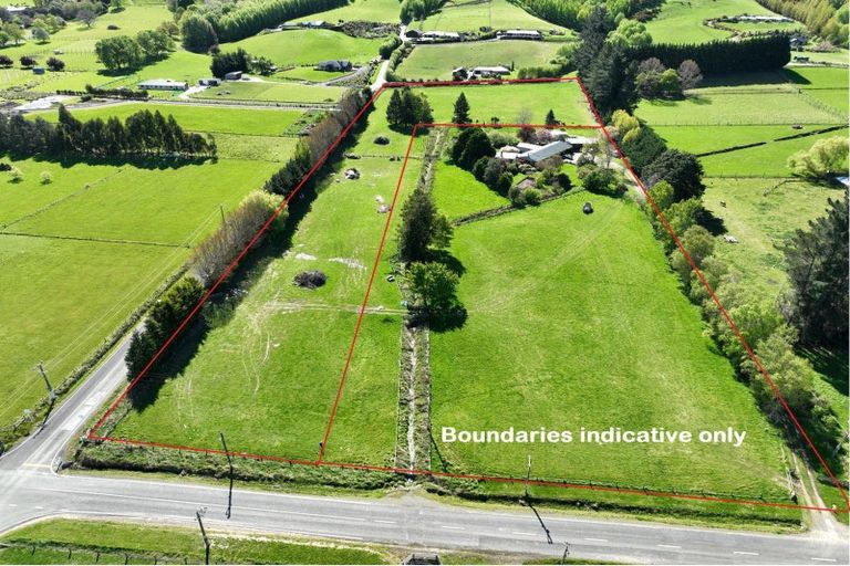 Photo of property in 170 Tirohanga Road, North Taieri, Mosgiel, 9092