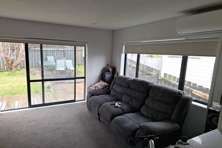 Photo of property in 72 Parrs Cross Road, Henderson, Auckland, 0612