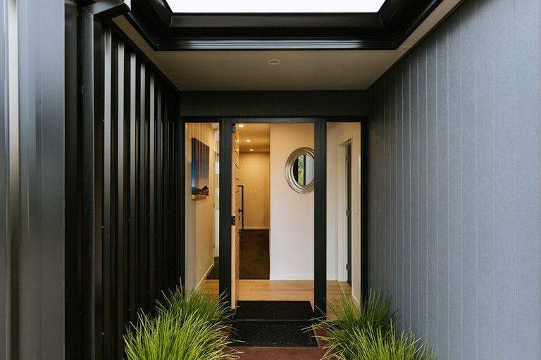 Photo of property in 24 Robrosa Street, Wanaka, 9305