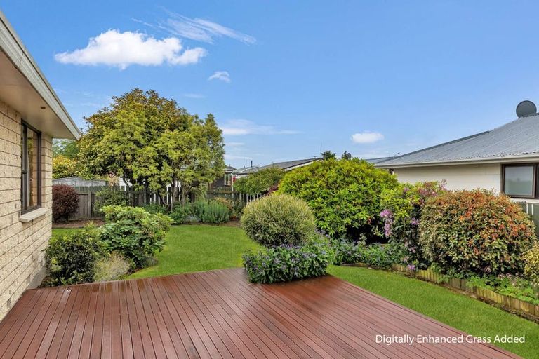 Photo of property in 10 Merlin Place, Gore, 9710