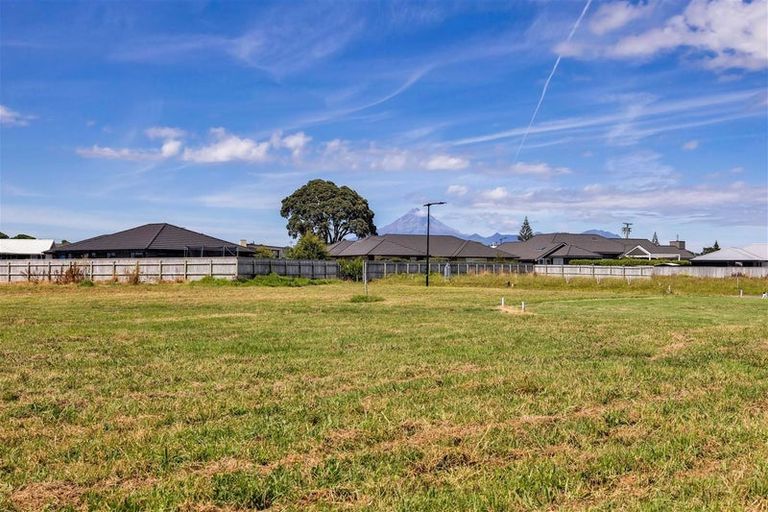 Photo of property in 16 Roka Street, Bell Block, New Plymouth, 4312