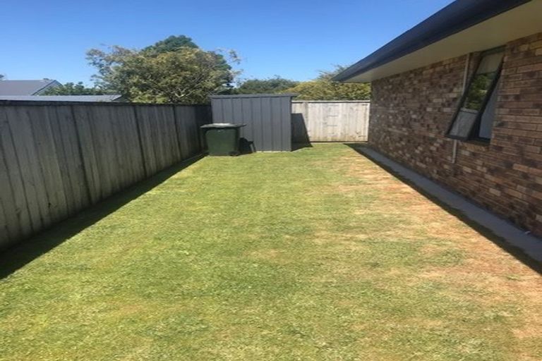 Photo of property in 10d Campbell Street, Hawera, 4610