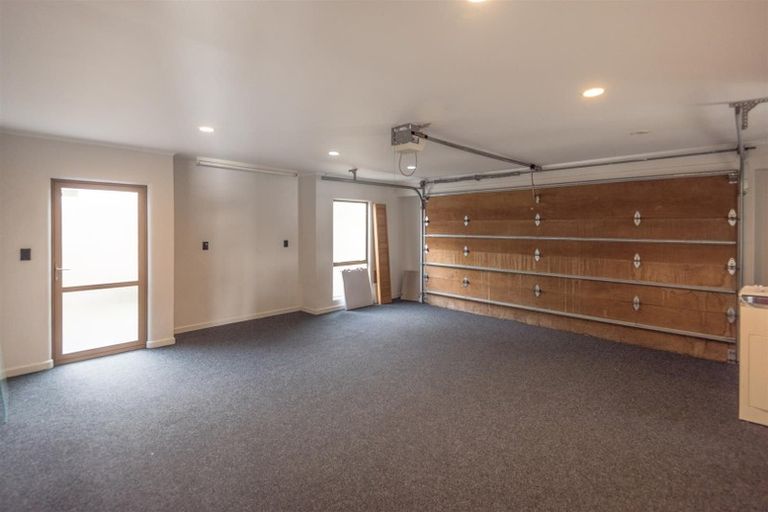 Photo of property in 6 Shepherds Road, Papakura, 2110