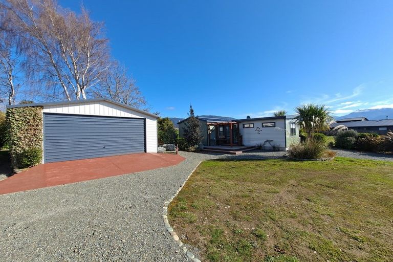 Photo of property in 12 Cunaris Way, Te Anau, 9600