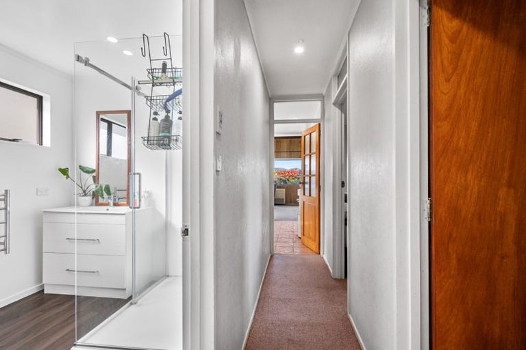 Photo of property in 35-37 Tokomaru Road, Tokomaru, Palmerston North, 4474