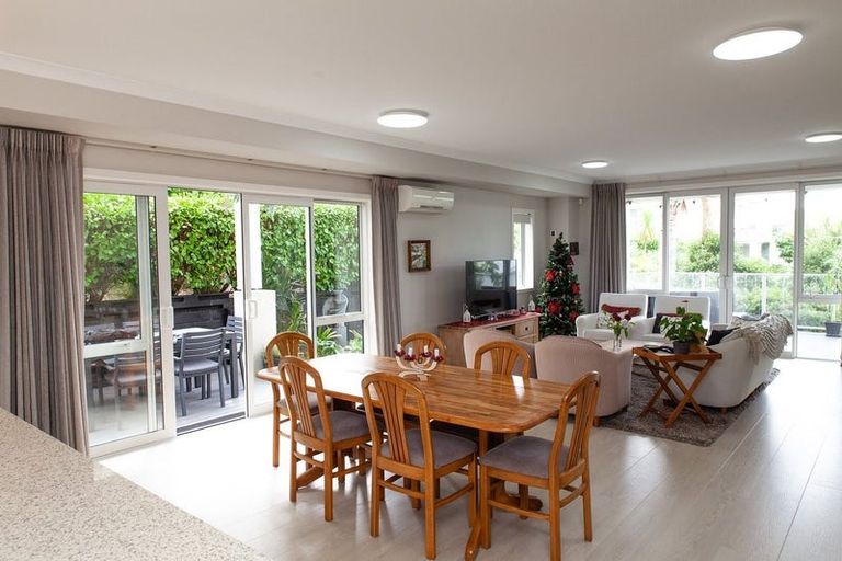 Photo of property in 43 Landmark Terrace, Orewa, 0931