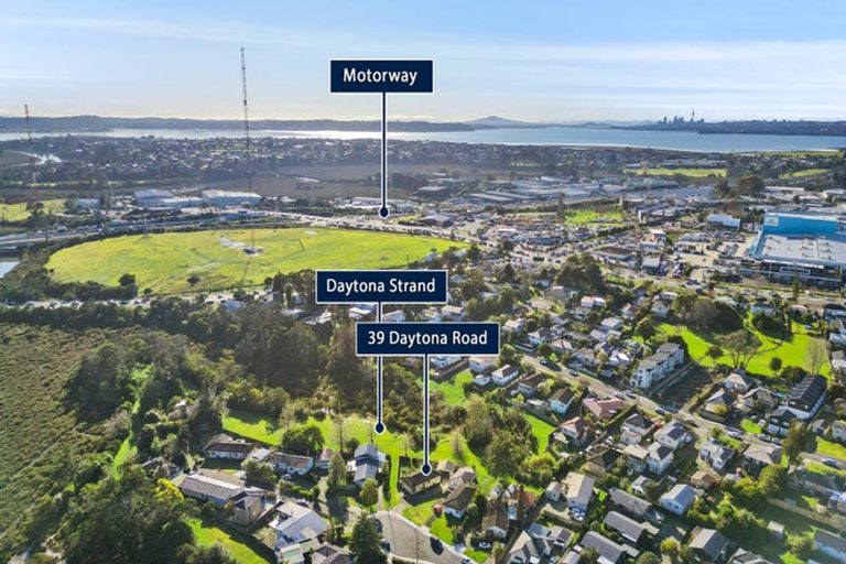 Photo of property in 39 Daytona Road, Henderson, Auckland, 0610