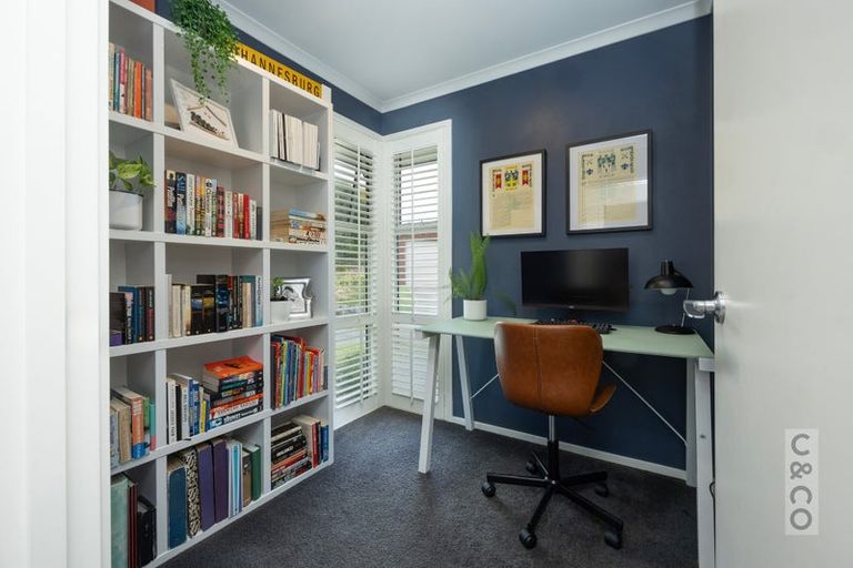 Photo of property in 58 Muriwai Road, Waimauku, 0812