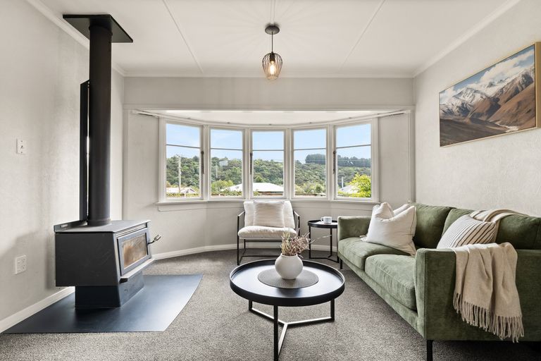 Photo of property in 44 Martin Road, Fairfield, Dunedin, 9018
