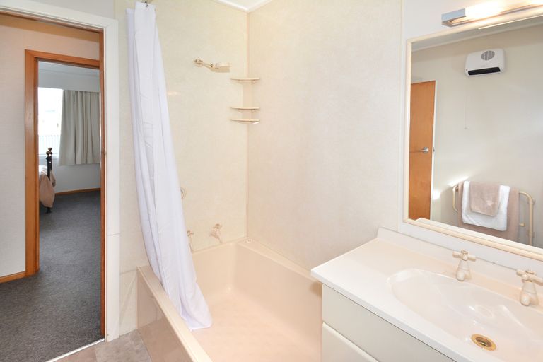 Photo of property in 41 Mckerrow Street, Shiel Hill, Dunedin, 9013