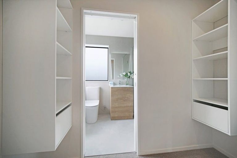 Photo of property in 59 Golf Road, New Lynn, Auckland, 0600