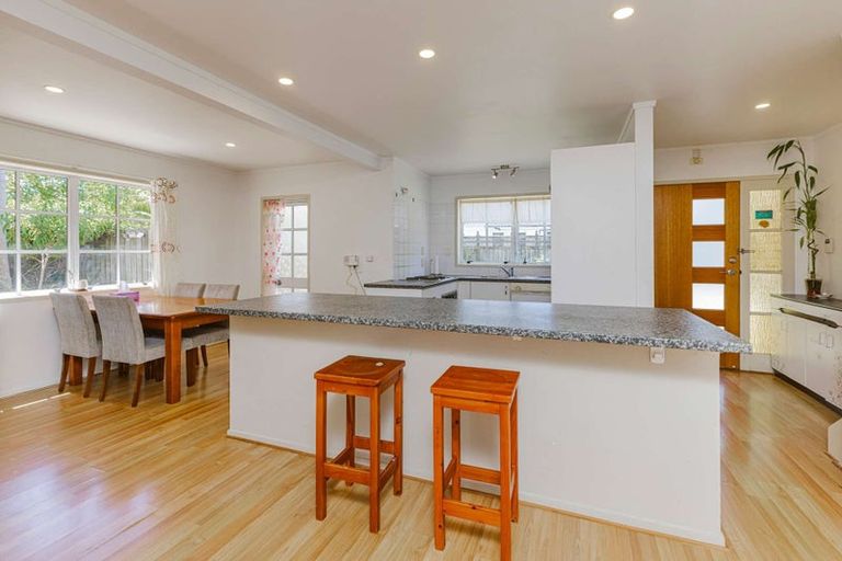 Photo of property in 13 Rimu Road, Manurewa, Auckland, 2102