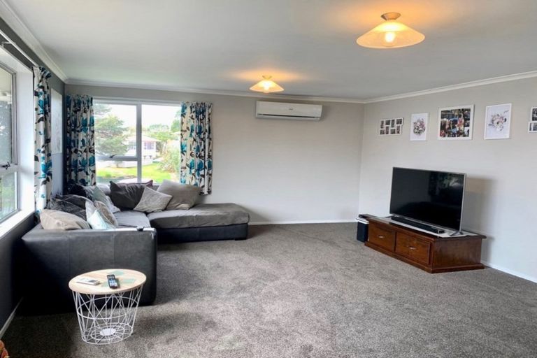 Photo of property in 33 Ihaia Street, Waitara, 4320