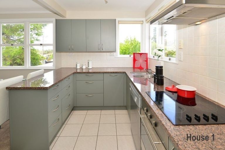 Photo of property in 74 Glenvar Road, Torbay, Auckland, 0630