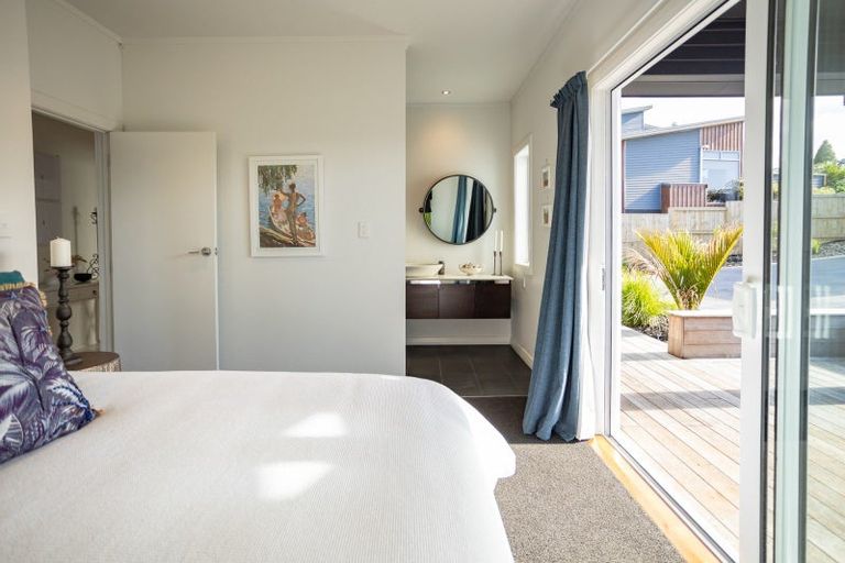 Photo of property in 89 Centennial Drive, Whitianga, 3510