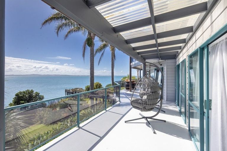 Photo of property in Signal Stn Road, Pouto, Te Kopuru, 0391