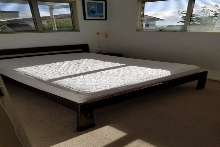 Photo of property in 1/40 Aberdeen Road, Campbells Bay, Auckland, 0620