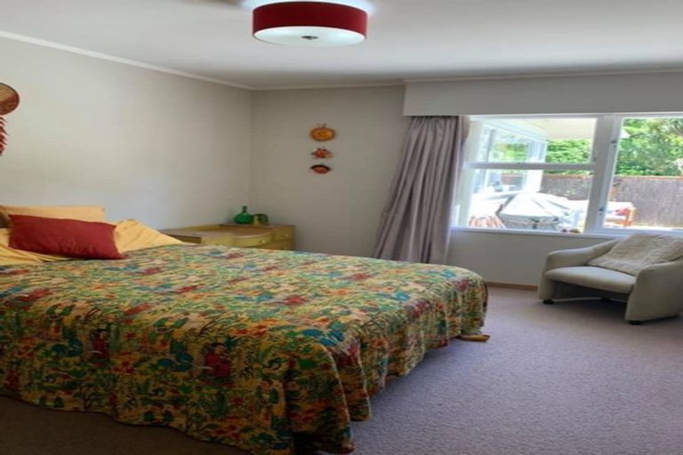 Photo of property in 39 Acheron Road, Paremata, Porirua, 5026