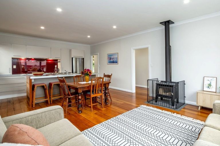 Photo of property in 1 Hayward Street, Featherston, 5710