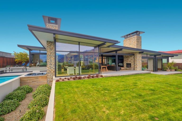 Photo of property in 61 Infinity Drive, Wanaka, 9305