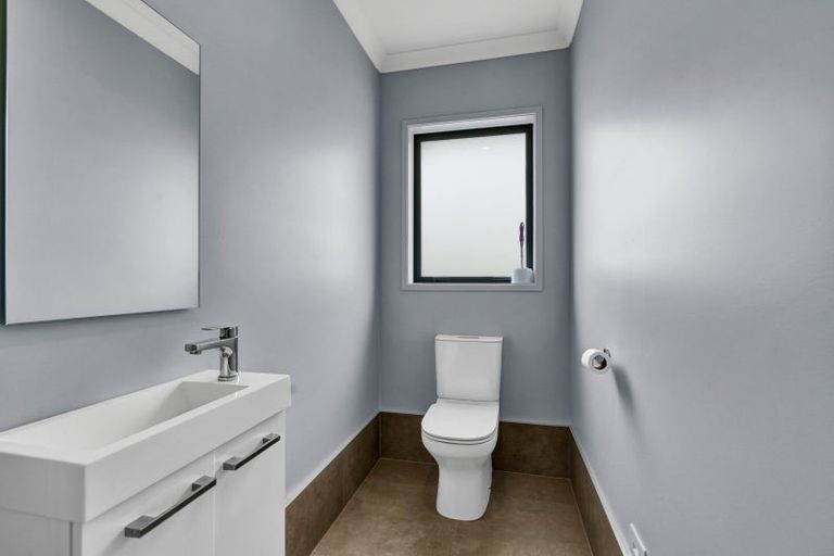 Photo of property in 1270 Mangorei Road, Mangorei, New Plymouth, 4371