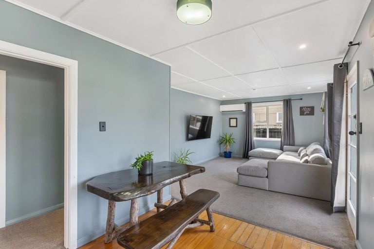 Photo of property in 67 Bower Avenue, New Brighton, Christchurch, 8083