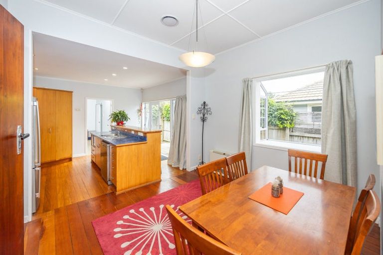 Photo of property in 54 Haultain Street, Fairfield, Hamilton, 3214