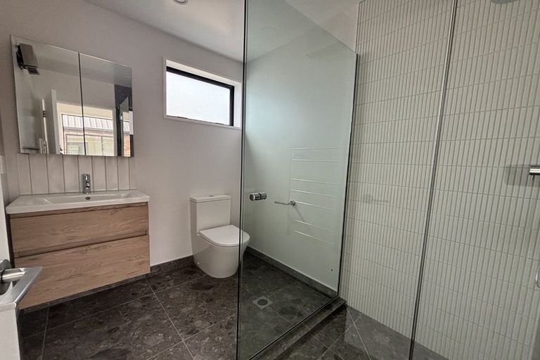 Photo of property in 2/62 Derby Street, St Albans, Christchurch, 8014