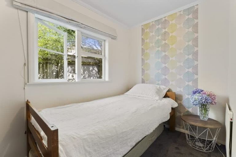 Photo of property in 1 Goldsborough Avenue, Raumati Beach, Paraparaumu, 5032