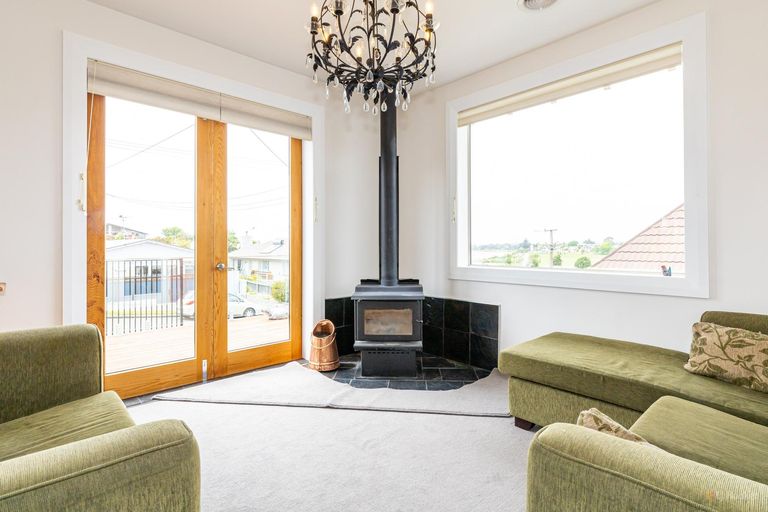 Photo of property in 1 Norwood Street, Waimataitai, Timaru, 7910